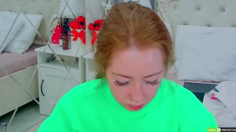 Snapshot of tinabrook chatting on November 2025 03:49:02 AM Tina online show from November 2025 03:49:02 AM