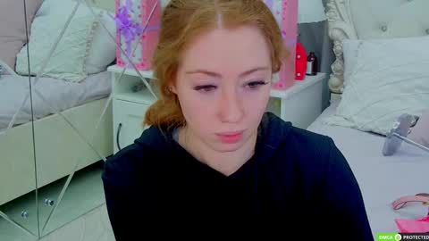 Snapshot of tinabrook chatting on November 2025 03:52:01 AM Tina online show from November 2025 03:52:01 AM