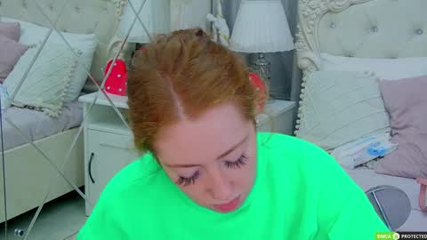 Snapshot of tinabrook chatting on December 2025 03:15:02 AM Tina online show from December 2025 03:15:02 AM