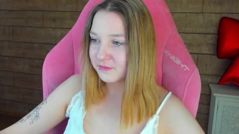 TinaBurton online show from February 2026 04:37:02 PM