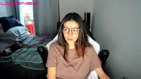 Tina online show from February 2025 07:02:01 PM