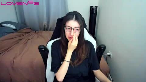 Tina online show from March 2025 05:38:02 PM