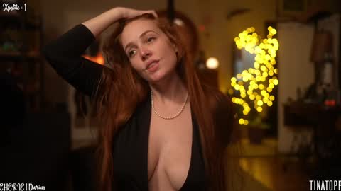 Snapshot of tinatopp chatting on January 2025 03:26:02 AM Tina -  online show from January 2025 03:26:02 AM