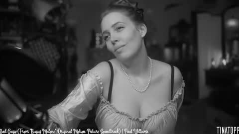 Snapshot of tinatopp chatting on October 2025 02:12:01 AM Tina -  online show from October 2025 02:12:01 AM