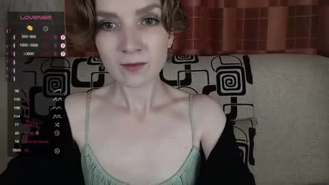 Snapshot of tinawincee chatting on July 2026 05:02:02 AM Tina online show from July 2026 05:02:02 AM