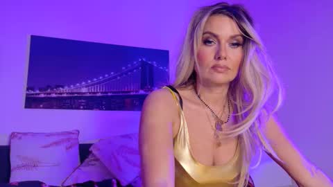 Snapshot of tinkerbell822 chatting on September 2025 08:03:02 AM tinkerbell822 online show from September 2025 08:03:02 AM