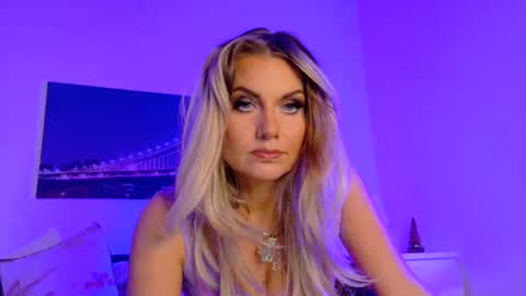 Snapshot of tinkerbell822 chatting on September 2025 07:57:01 AM tinkerbell822 online show from September 2025 07:57:01 AM