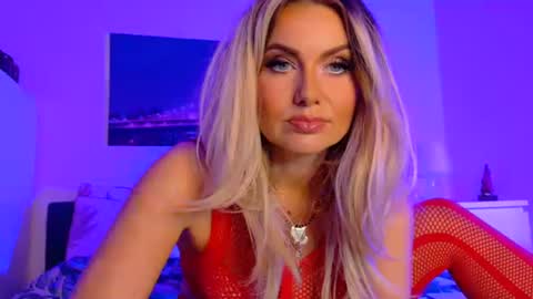 Snapshot of tinkerbell822 chatting on October 2025 08:22:01 AM tinkerbell822 online show from October 2025 08:22:01 AM