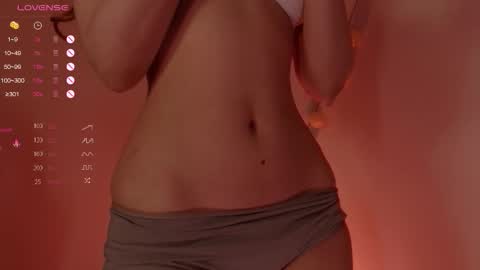 Polly online show from September 2025 11:50:01 PM