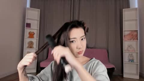 Snapshot of tinki_winkii chatting on November 2025 06:35:01 AM Tina online show from November 2025 06:35:01 AM