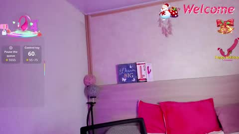 tinny_floor online show from November 2025 04:26:02 AM
