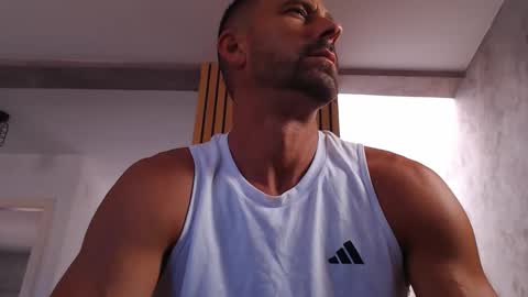 Snapshot of tinoclandestino chatting on October 2025 09:07:01 AM tinoclandestino online show from October 2025 09:07:01 AM