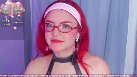 Snapshot of tiny__emmy chatting on January 2025 06:14:01 PM Emmy blue berry1 online show from January 2025 06:14:01 PM