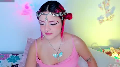 Snapshot of tiny__emmy_ chatting on April 2026 09:31:01 PM Emmy M online show from April 2026 09:31:01 PM