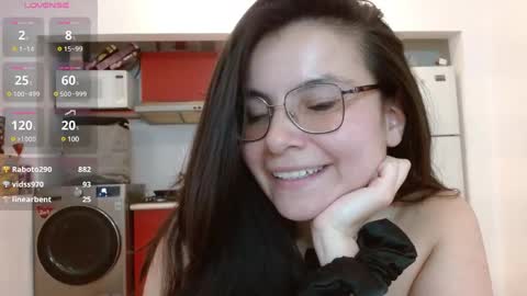 Tiny Caroline online show from March 2025 04:41:02 AM