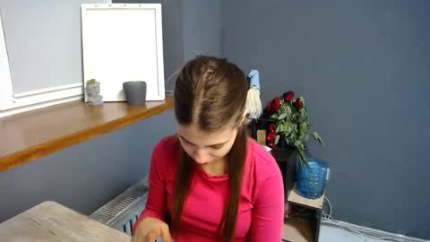 Gloria online show from March 2025 07:51:02 AM