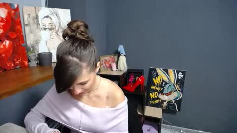 Gloria online show from October 2025 06:41:02 AM