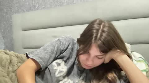 Gloria online show from October 2025 03:36:01 AM