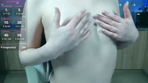 Kira online show from January 2025 07:10:02 PM