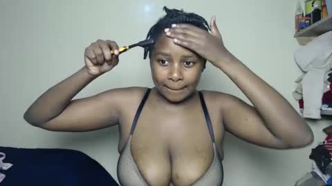 Snapshot of tiny_spoiler chatting on March 2025 09:35:02 AM tiny_spoiler online show from March 2025 09:35:02 AM