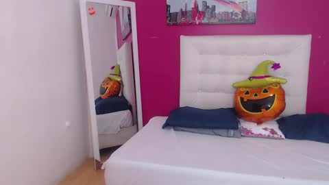 tiny_whore18 online show from November 2025 10:12:02 AM