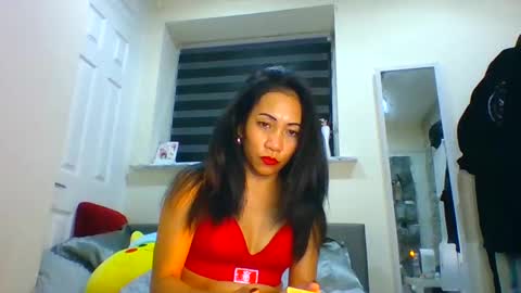 Snapshot of tinyasian911718 chatting on February 2025 06:13:01 PM Tinyasian911718 sweetinyasian instagram online show from February 2025 06:13:01 PM