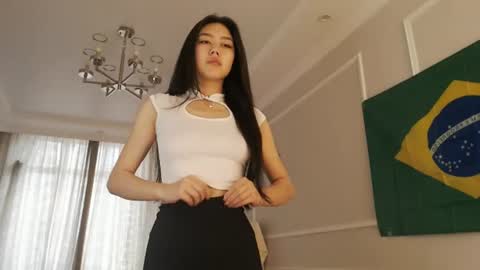 Snapshot of tinykawaii chatting on June 2026 02:34:02 AM Tina extra tips in PVT online show from June 2026 02:34:02 AM
