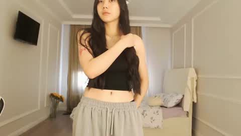 Snapshot of tinykawaii chatting on July 2026 03:45:02 AM Tina extra tips in PVT online show from July 2026 03:45:02 AM