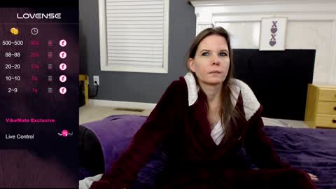 V - Read the bio please thanks. online show from January 2025 11:32:01 PM