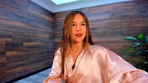 Instagram  tinyw0nder online show from January 2026 04:09:01 PM