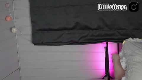 Snapshot of tinyxstar chatting on April 2026 02:31:01 PM Lili online show from April 2026 02:31:01 PM