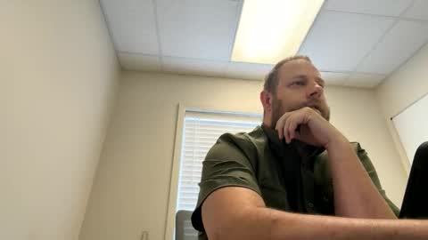 Snapshot of tipman84 chatting on April 2026 06:50:01 PM C online show from April 2026 06:50:01 PM