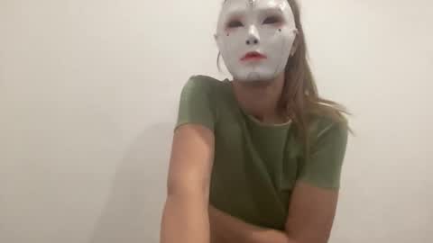 Tinks online show from October 2025 07:26:02 PM