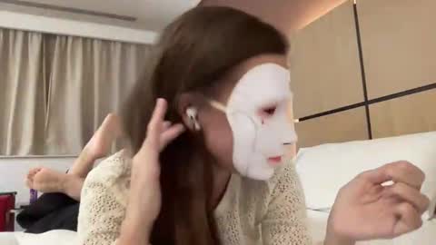 Tinks online show from March 2026 09:29:01 PM