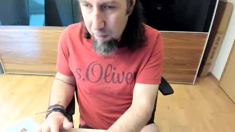 Snapshot of tirolerboy27 chatting on May 2026 08:42:02 AM Tirolerboy27 online show from May 2026 08:42:02 AM