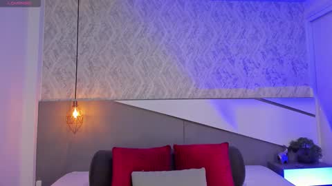 Snapshot of tisha_cole chatting on November 2025 10:21:01 PM Tisha online show from November 2025 10:21:01 PM