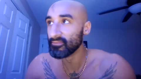 Titan online show from November 2025 07:18:02 AM