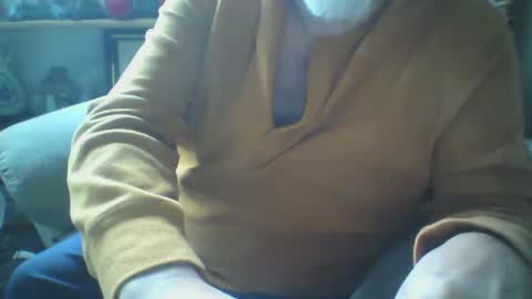 tittyloverr69 online show from December 2024 04:43:01 PM