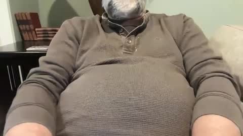 Snapshot of tjbear101 chatting on February 2025 01:14:02 PM tjbear101 online show from February 2025 01:14:02 PM