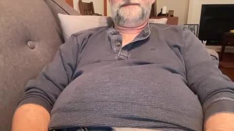 Snapshot of tjbear101 chatting on February 2025 10:42:01 PM tjbear101 online show from February 2025 10:42:01 PM