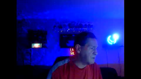 Snapshot of tkthedj chatting on December 2024 01:34:01 AM TK online show from December 2024 01:34:01 AM