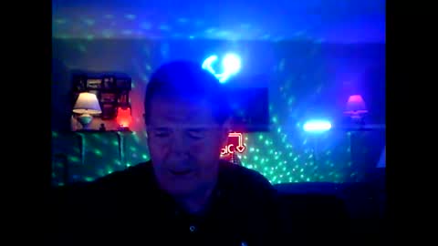 Snapshot of tkthedj chatting on April 2026 07:40:01 AM TK online show from April 2026 07:40:01 AM