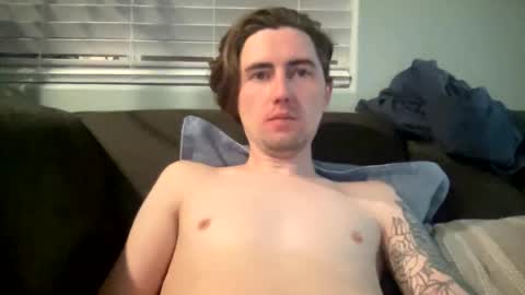 Snapshot of tlayne410 chatting on December 2025 09:51:02 AM tlayne410 online show from December 2025 09:51:02 AM