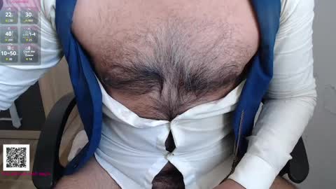 Snapshot of toaster1993 chatting on April 2026 10:05:01 AM Leonel online show from April 2026 10:05:01 AM