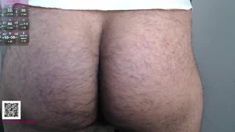 Snapshot of toaster1993 chatting on April 2026 05:09:02 PM Leonel online show from April 2026 05:09:02 PM