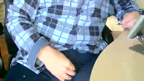 Tobiko online show from February 2025 04:00:02 PM