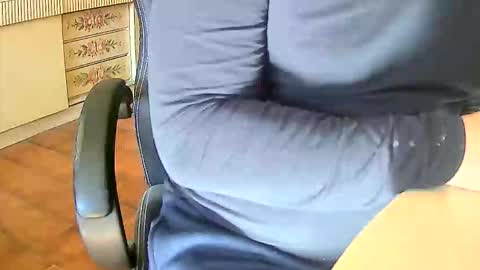 Tobiko online show from January 2026 02:10:01 PM