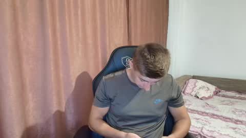 todhorny987 online show from February 2025 05:25:01 AM