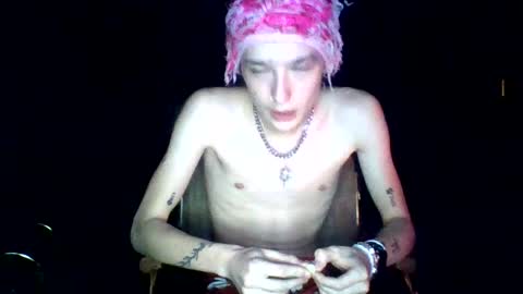 Snapshot of toewaffles chatting on November 2025 04:44:02 AM toewaffles online show from November 2025 04:44:02 AM