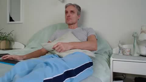 Snapshot of toffmen chatting on December 2024 08:22:02 AM Daniel Bisexual uncut 20cm online show from December 2024 08:22:02 AM